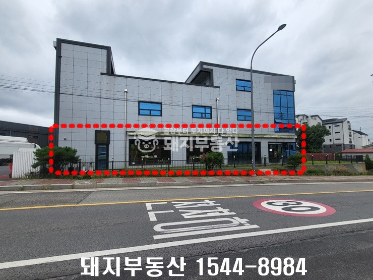 경기 파주시 상지석동 1동 2차선변 잔디테라스 있는 95p 카페 인테리어완 착한권리금 빠른입주 월세 매물번호 10387 사진 1