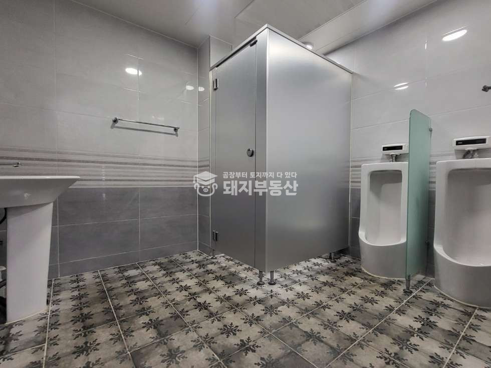 경기 파주시 상지석동 1동 2차선변 잔디테라스 있는 95p 카페 인테리어완 착한권리금 빠른입주 월세 매물번호 10387 사진 7