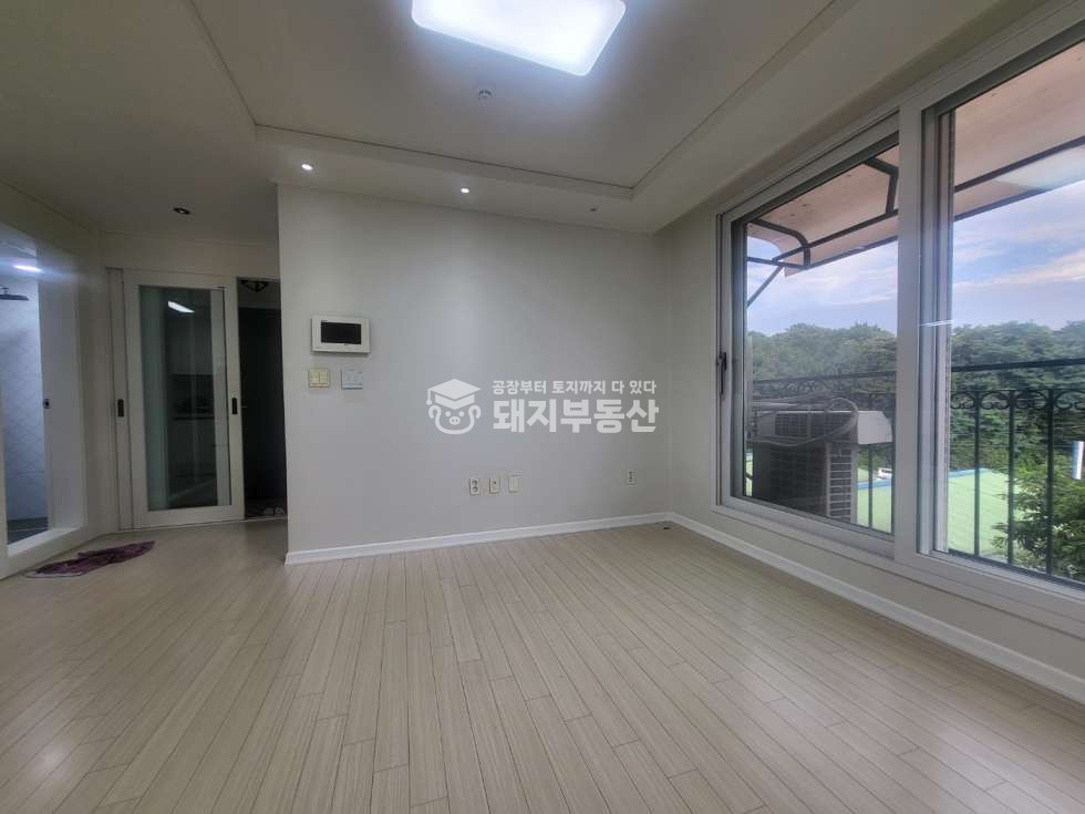 경기 고양일산동구 문봉동 102동 급매,도로인접 방3,화1,중문,엘리베이터유 내부깔끔, 즉시입주 주차가 매매 매물번호 10863 사진 2