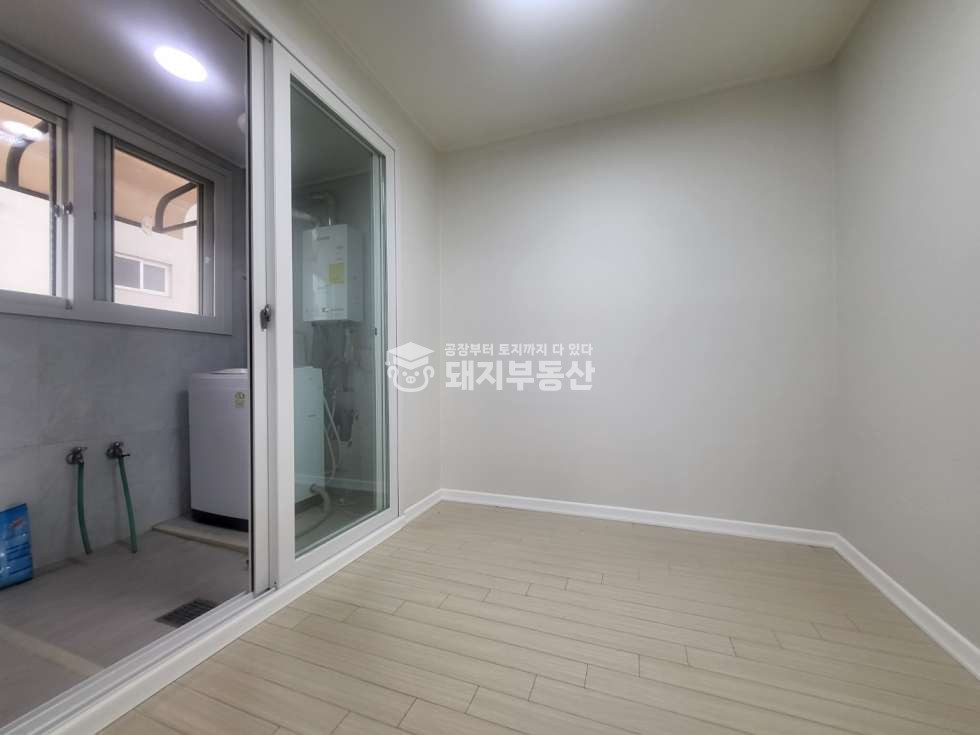 경기 고양일산동구 문봉동 102동 급매,도로인접 방3,화1,중문,엘리베이터유 내부깔끔, 즉시입주 주차가 매매 매물번호 10863 사진 6