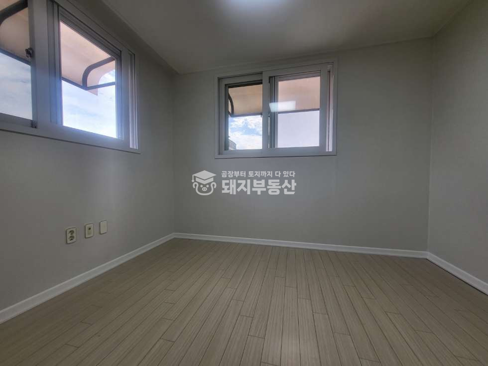 경기 고양일산동구 문봉동 102동 급매,도로인접 방3,화1,중문,엘리베이터유 내부깔끔, 즉시입주 주차가 매매 매물번호 10863 사진 7