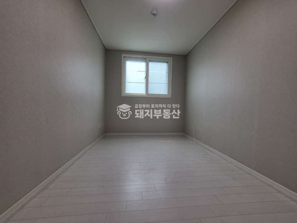 경기 파주시 동패동 104동 IC인접, 실19p,내부깔끔,시스템에어컨2대,대형다용도실,즉시입주 매매 매물번호 10881 사진 17