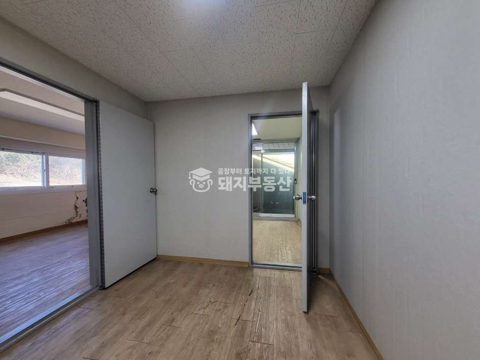 경기 파주시 탄현면 법흥리 2차선접 준신축 공장 민원무 전기45KW 40피트진입,자유로 성동ic인접 매매 매물번호 10666 사진 23