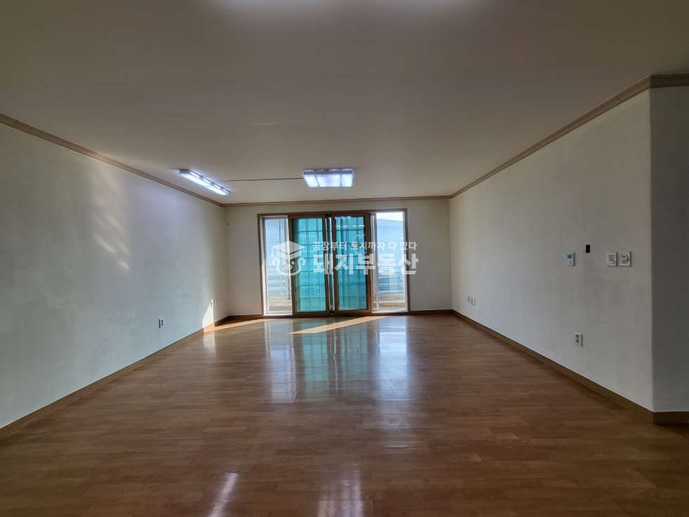경기 고양일산동구 설문동 가동 채광굿,방3,화2,넓은거실, 도배새로,앞뒤베란다,전세도 가능 월세 매물번호 10718 사진 5