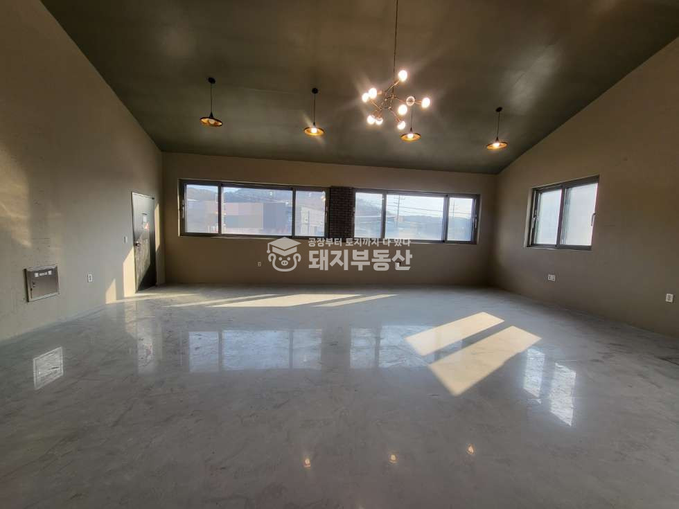 경기 파주시 월롱면 도내리 1,2동 준신축,단독마당,건301p,높은층고,내부깔끔,월롱ic10분,40피트진출입 월세 매물번호 11101 사진 20