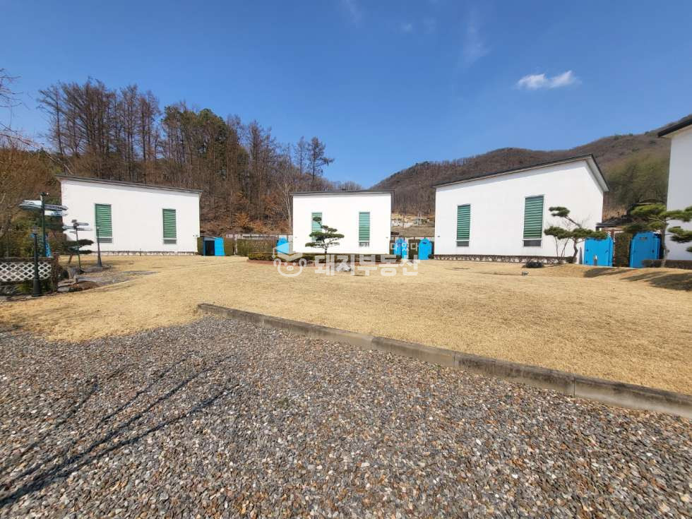 경기 파주시 파평면 율곡리 시세대비 저렴, 경치좋고 예쁘게 잘 가꾼 펜션, 애견펜션등 다용도 활용가 매매 매물번호 10711 사진 1