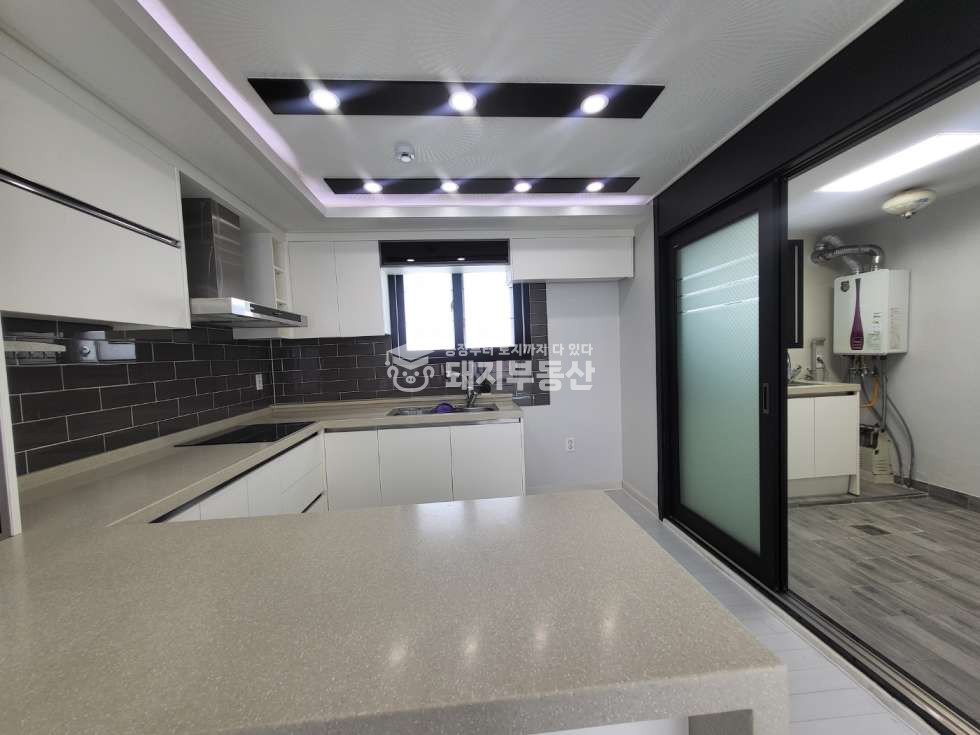 경기 고양일산동구 사리현동 103동 전체 리모델링,방3,화2,대형발코니,보조주방,에어컨유,즉시입주 매매 매물번호 11219 사진 1