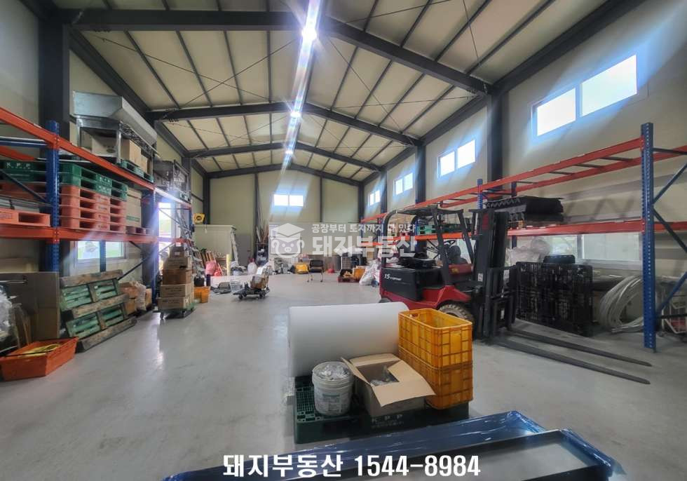 경기 고양일산동구 문봉동 주건축물제1동 준신축 60p, 하수직관,2종제조,식품공장가,내부사무실,40피트, 수원문산가도로사리현ic인접 월세 매물번호 11242 사진 2