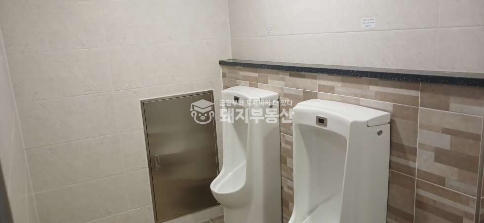 경기 고양일산서구 가좌동 주건축물제1동 2차선접,3층 80P, 사무실,전시장,EV,IC인접,대형마당,집기사용 월세 매물번호 10360 사진 4
