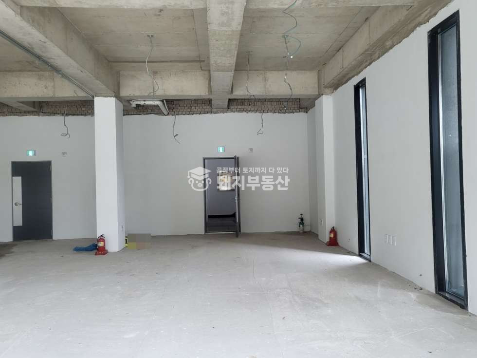 경기 파주시 조리읍 대원리 우측 두칸동 신축 대로접 상가 광고효과 굿, 자유업 즉시입주 월세 매물번호 10543 사진 2